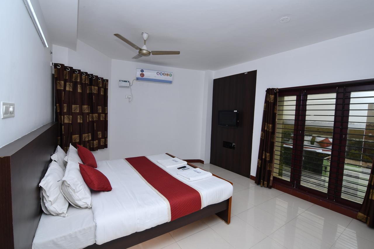 Lake View Hotel Madurai Exterior foto