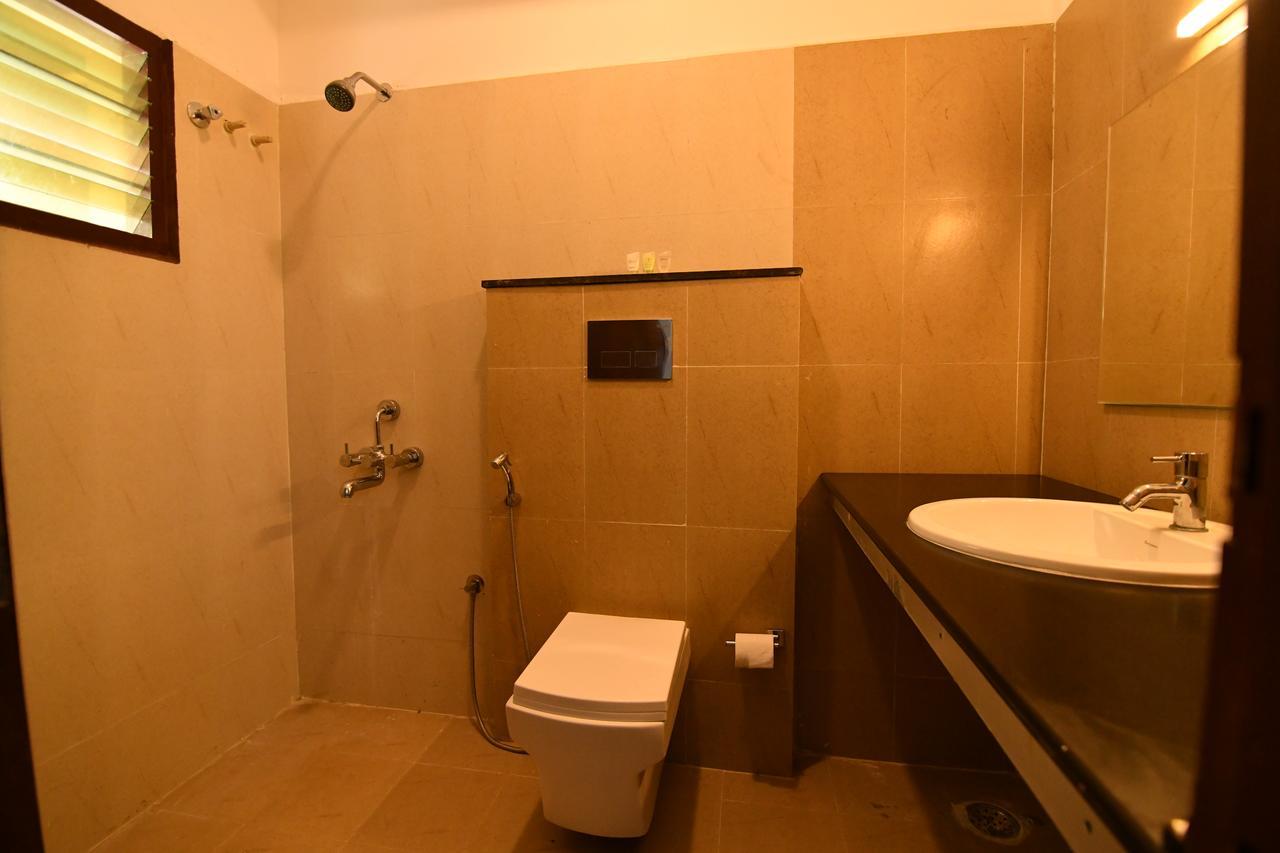 Lake View Hotel Madurai Exterior foto