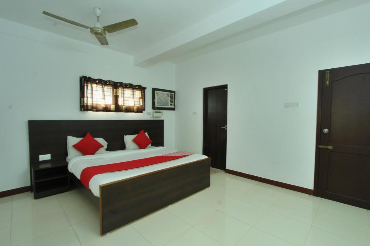 Lake View Hotel Madurai Exterior foto