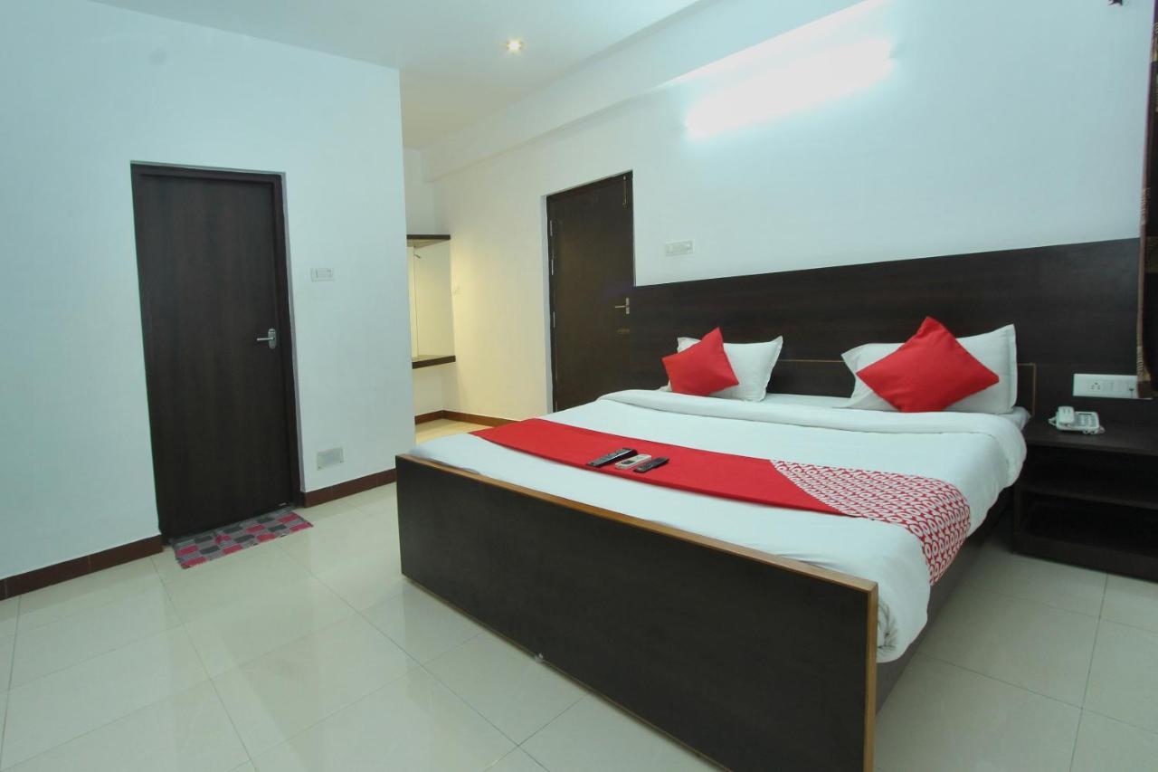 Lake View Hotel Madurai Exterior foto