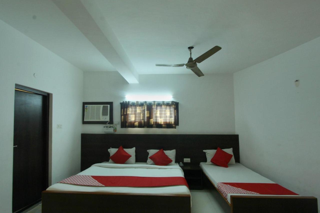 Lake View Hotel Madurai Exterior foto