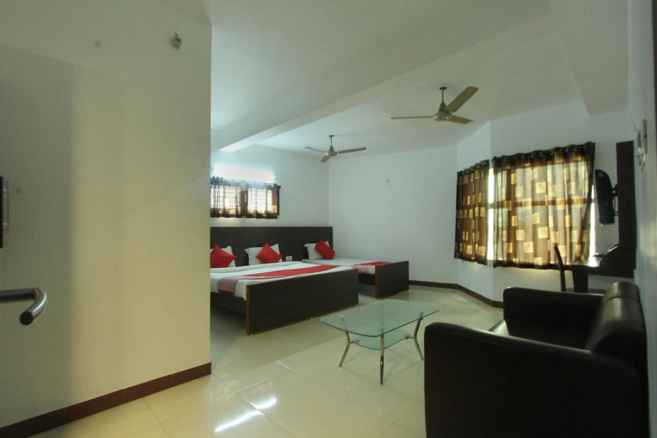 Lake View Hotel Madurai Exterior foto